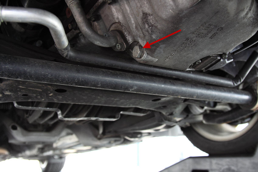 What are the steps to changing the oil in a 1999 Audi A6?